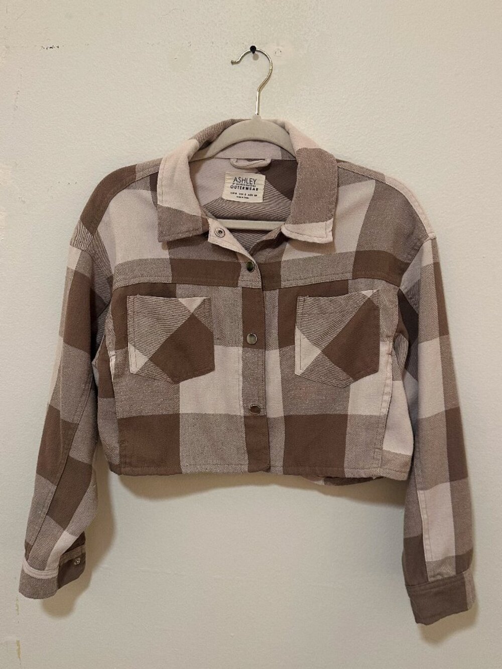 Tan Plaid Cropped Flannel - Size Small